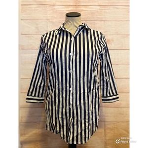 Button downed quarter sleeve